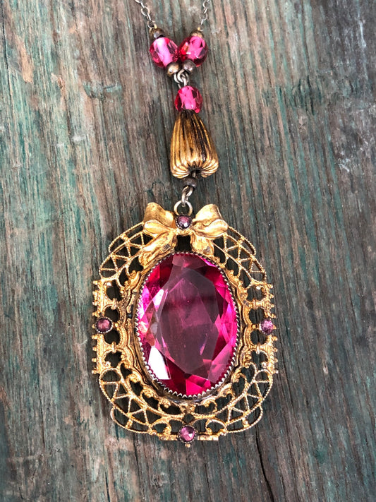 Art Nouveau Gilded Gold Bow Design Bright Pink Czech Art Glass Pendant & Beaded Necklace