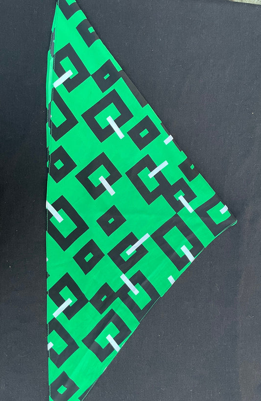 Vintage 1980’s Triangle Geometric Squares Scarf in Green, White & Black