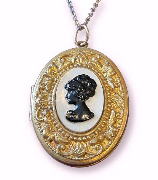 Vintage Mother of Pearl & Black Cameo Gold Embossed Locket Necklace