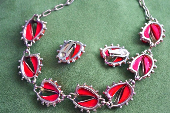 Vintage 1950's Cherry Red Rose Art Deco Thermoset Demi Parure Necklace & Earrings Set