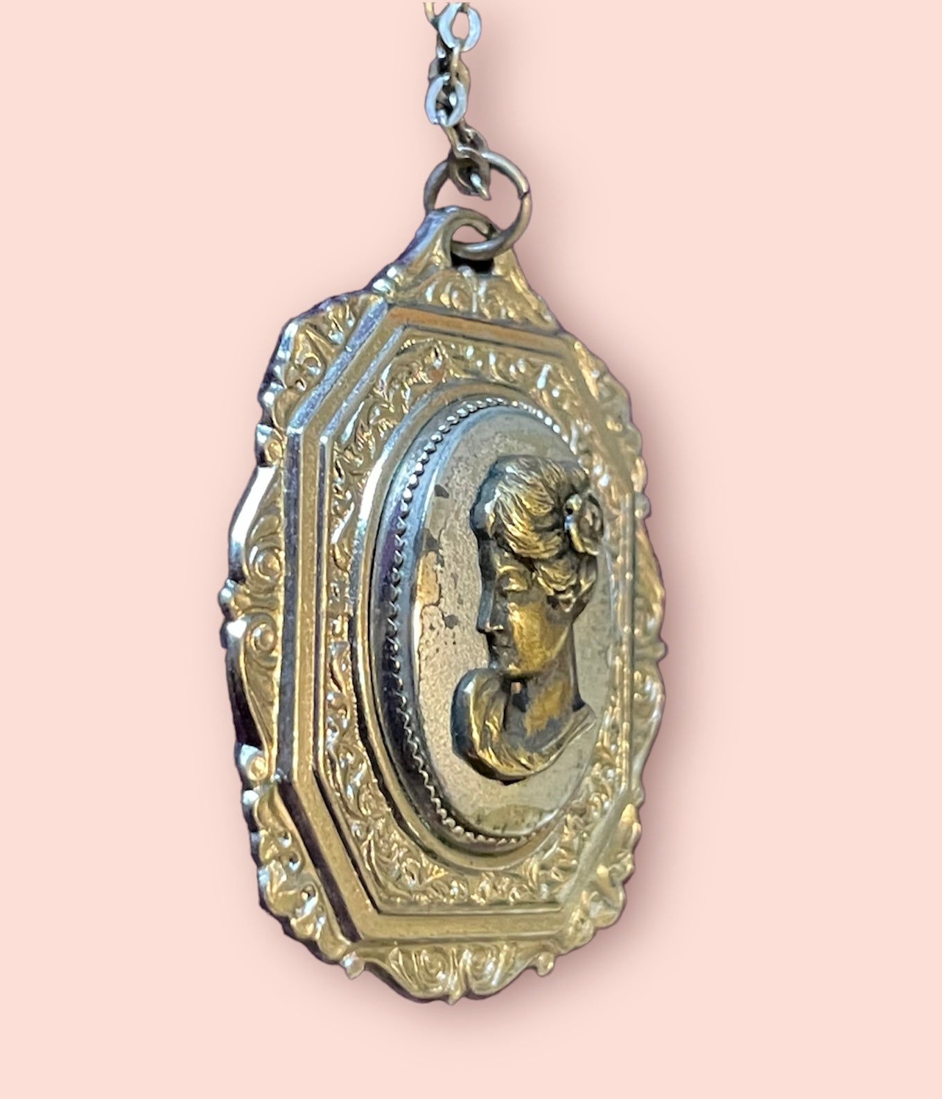 Mixed Metal Cameo Flourish Art Nouveau Vintage Necklace